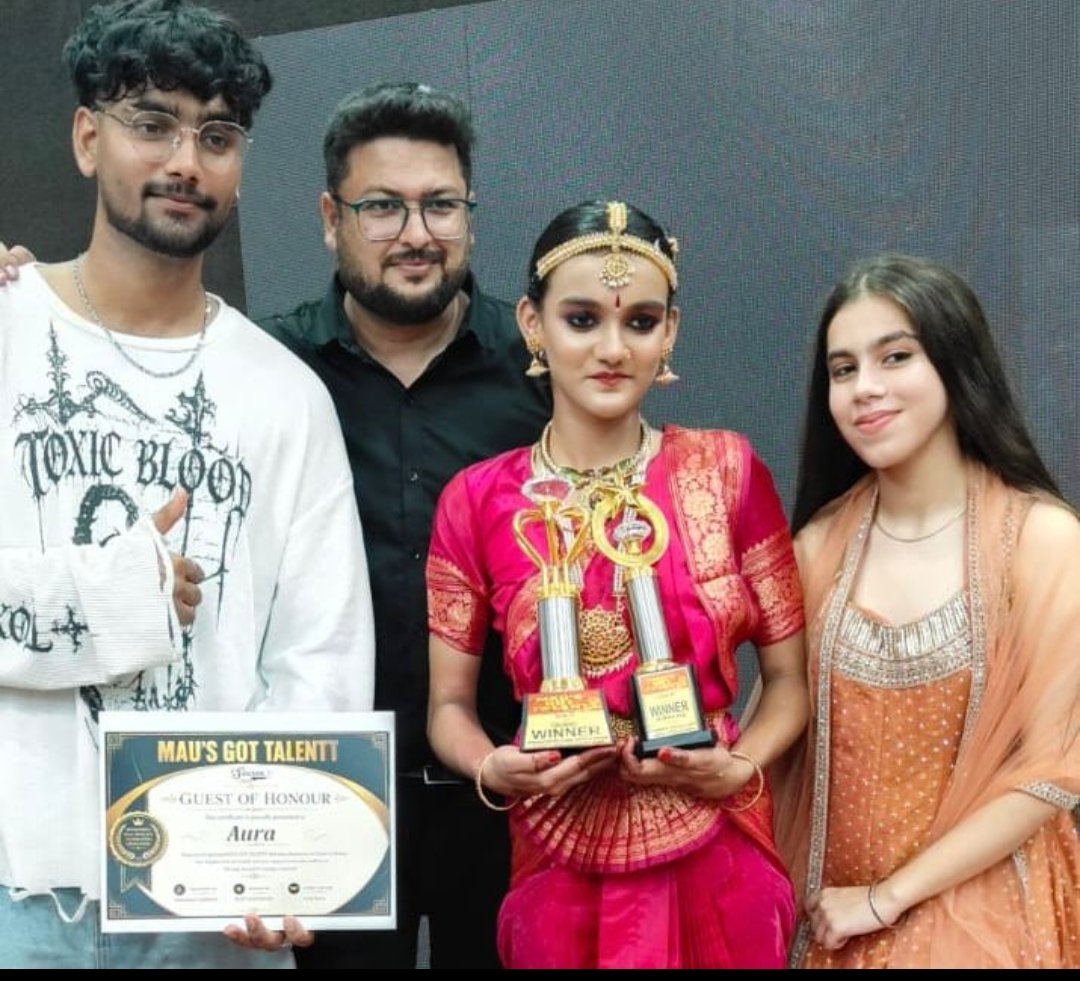 मऊ - बच्चों ने बिखेरा हुनर का जलवा: 'मऊ गॉट टैलेंट सीजन-1' में आशिन बनीं विनर, मिला 10 हजार का चेक